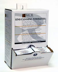 Lens cleaning towelettes